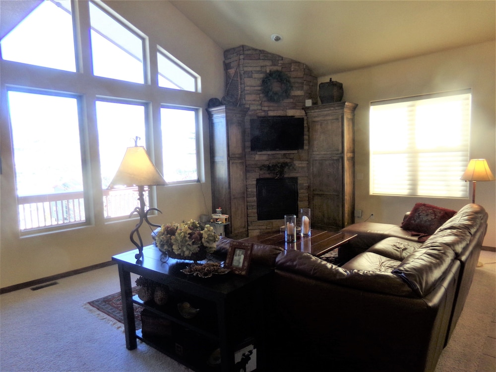 Summit County Vacations - Fawn Townhome 3 bed 3 bath HTJP3 - Property Image 10