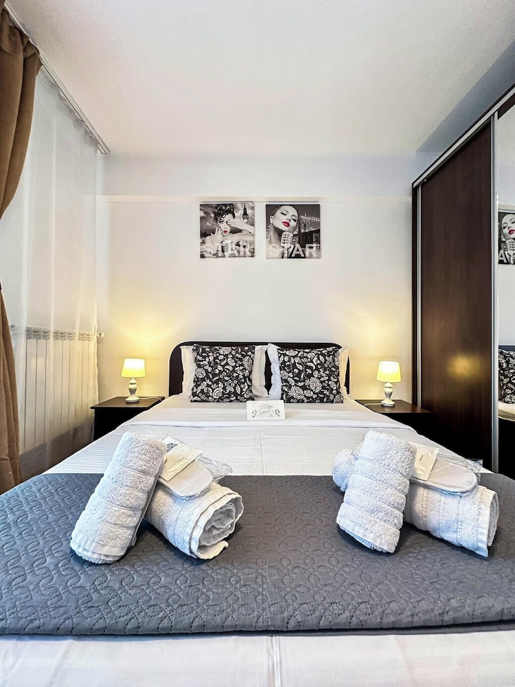 Sunrise Apartments City Center