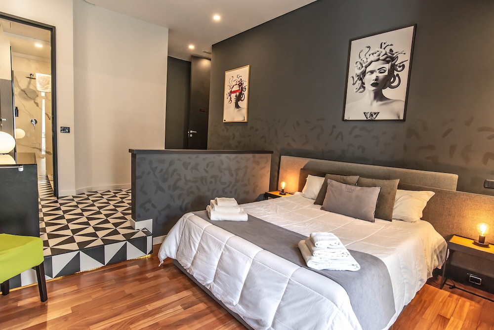 Gram Suites