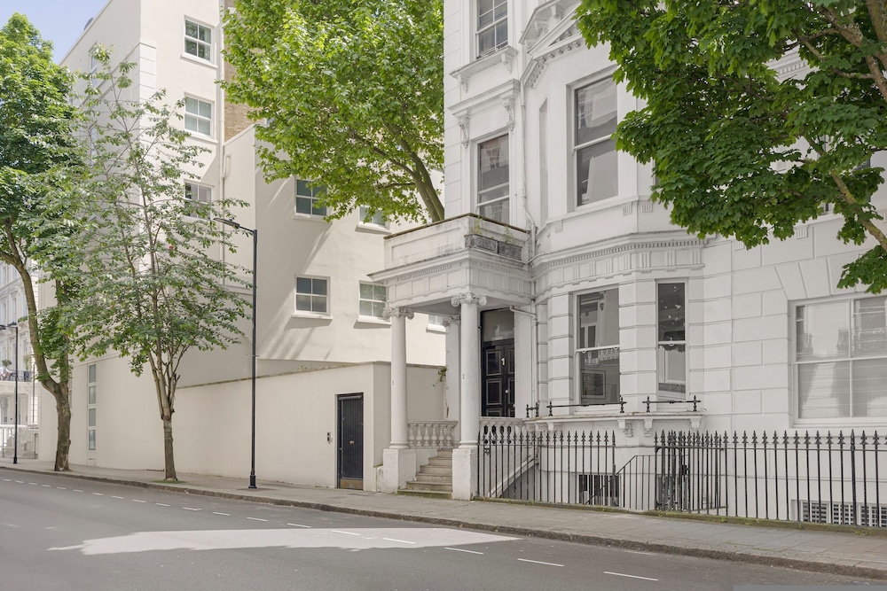 Eson2 The Dawson Place 1 Bedroom Flat