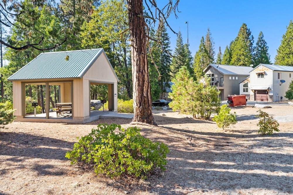 Silverstone Cabin view 4