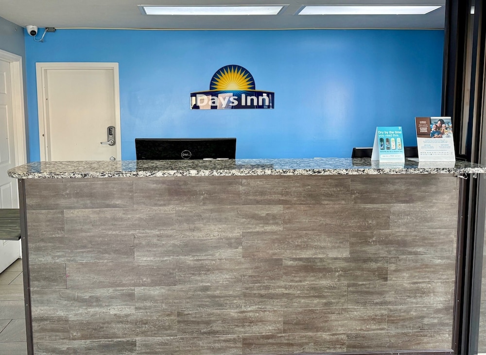 Days Inn by Wyndham Morristown view 2