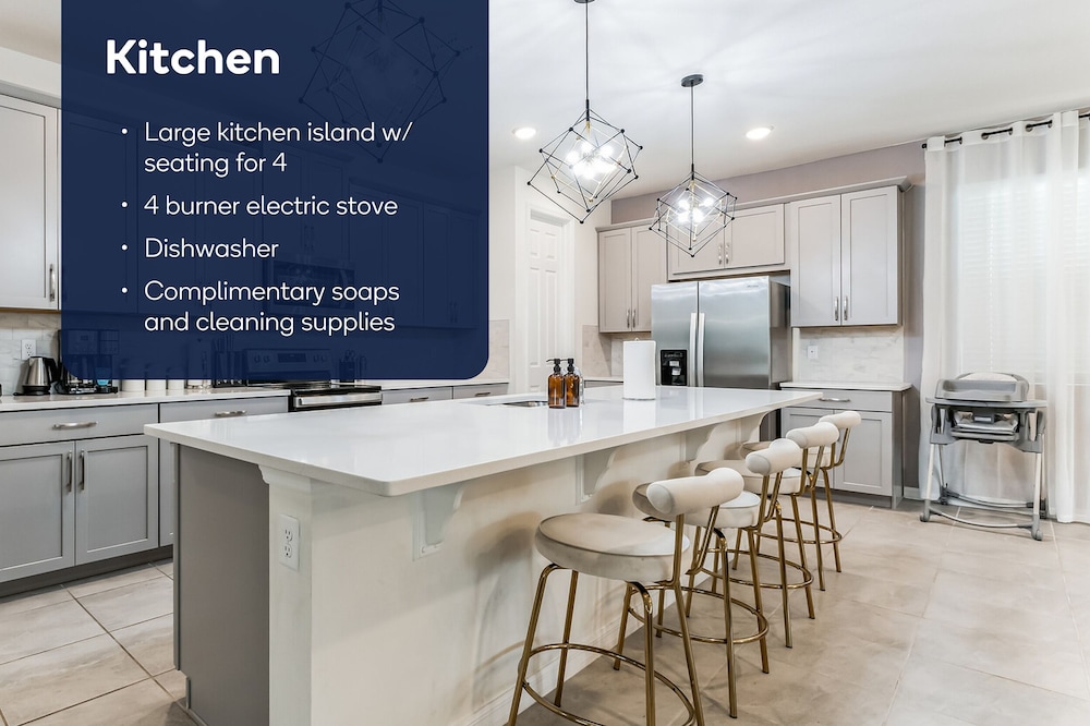 Coconut Breeze With Private Backyard Pool And Spa 5 Bedroom Home