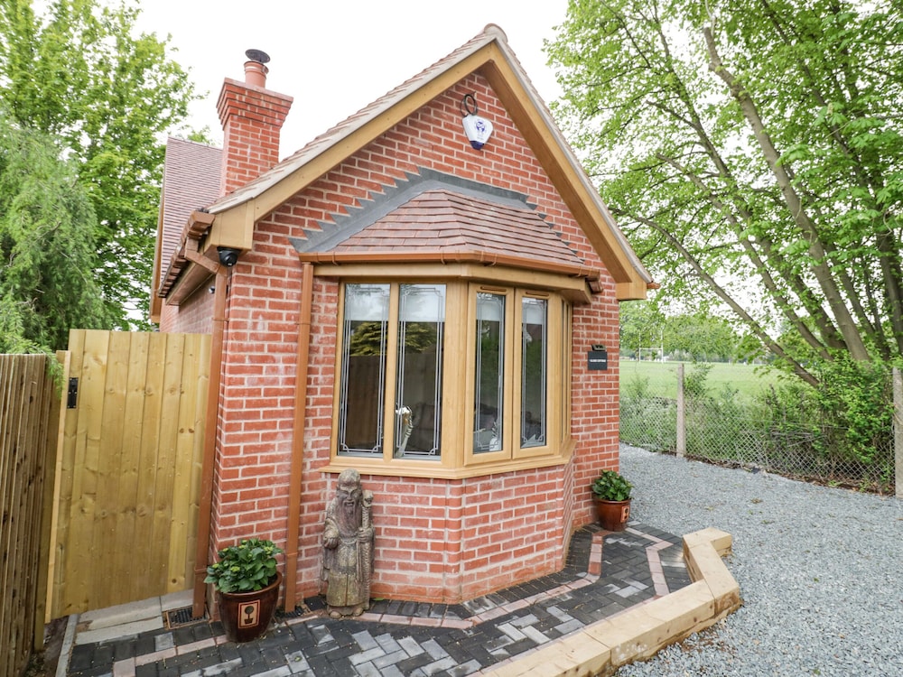 Globe Cottage