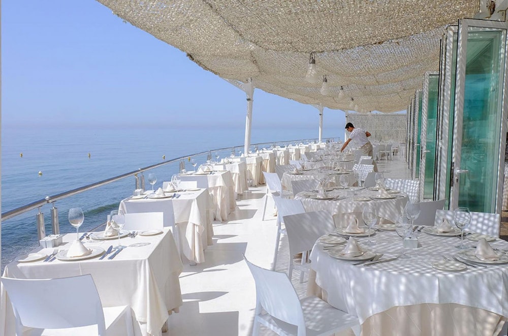 Amazing Beachfront Villa Heated Pool Marbella