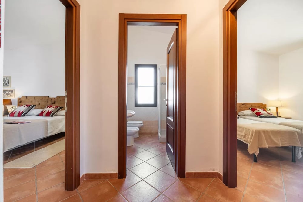 Lovely Cottage With Garden Near Orosei