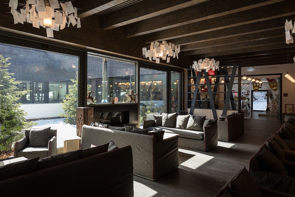 NH Collection Alagna Mirtillo Rosso