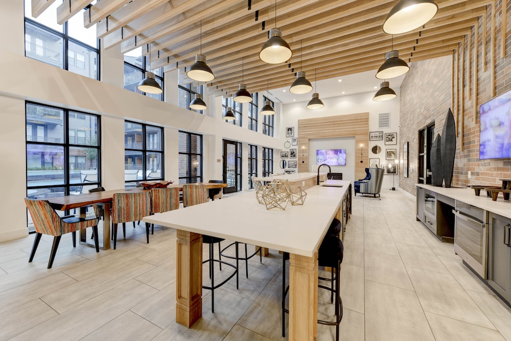 Hitop Real Estate Ventures - Image 2