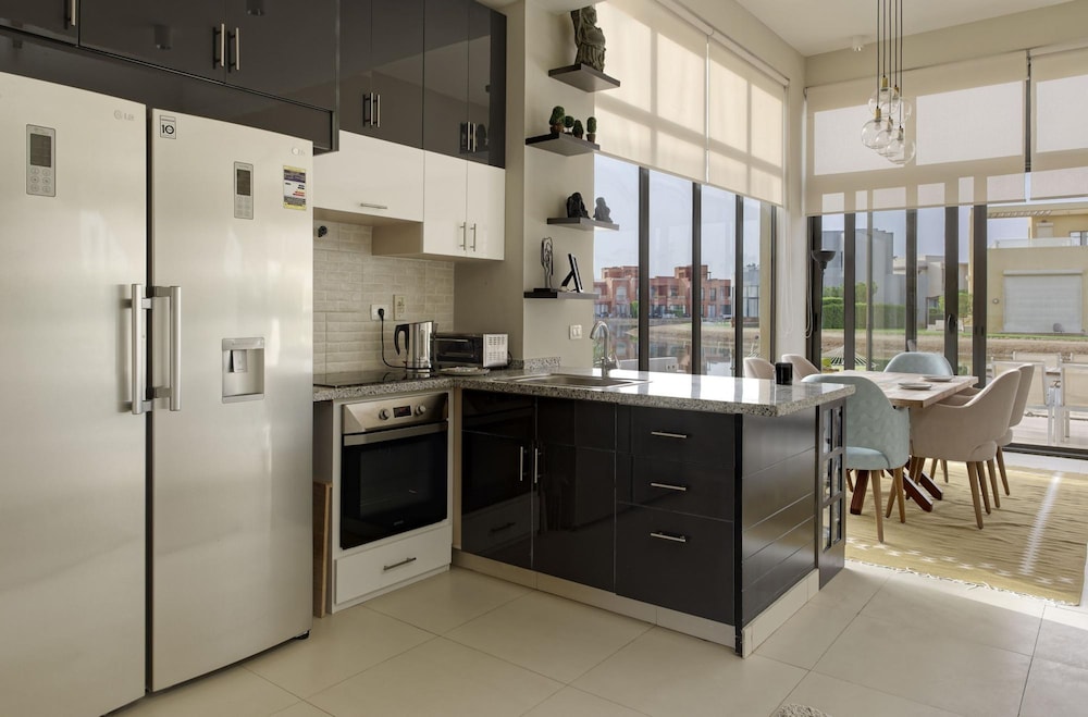 Vesta - Luxury Villa - 4BR - Tawila