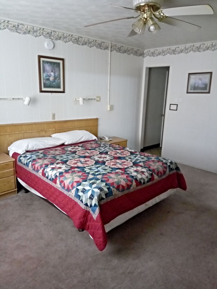 Willard Country Inn