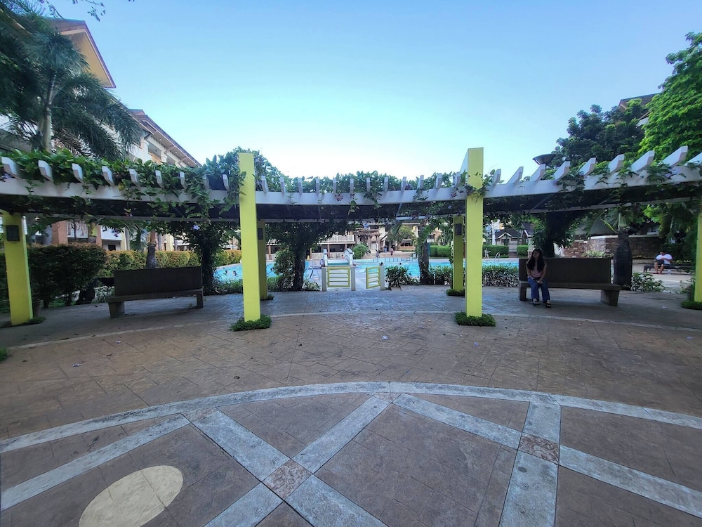 Oasis Living in Pasig City - 2bedroom Condo for Rent