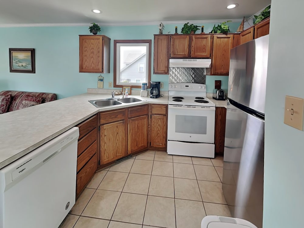 Hoff 1 by Topsail Realty