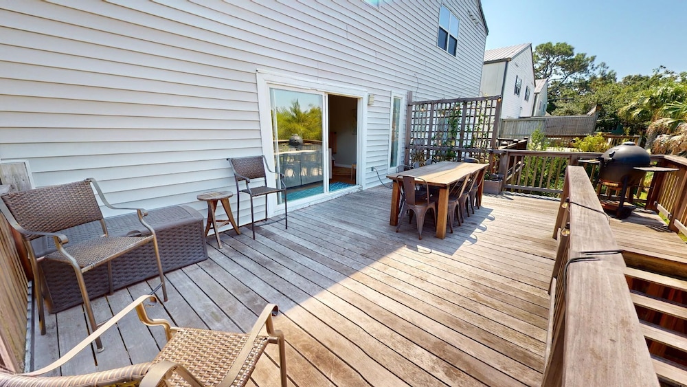 Bulldawg Beach Bunker Tybee Vacation Rentals