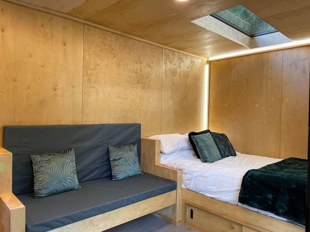 Luxury Cabin in the Woods view 2