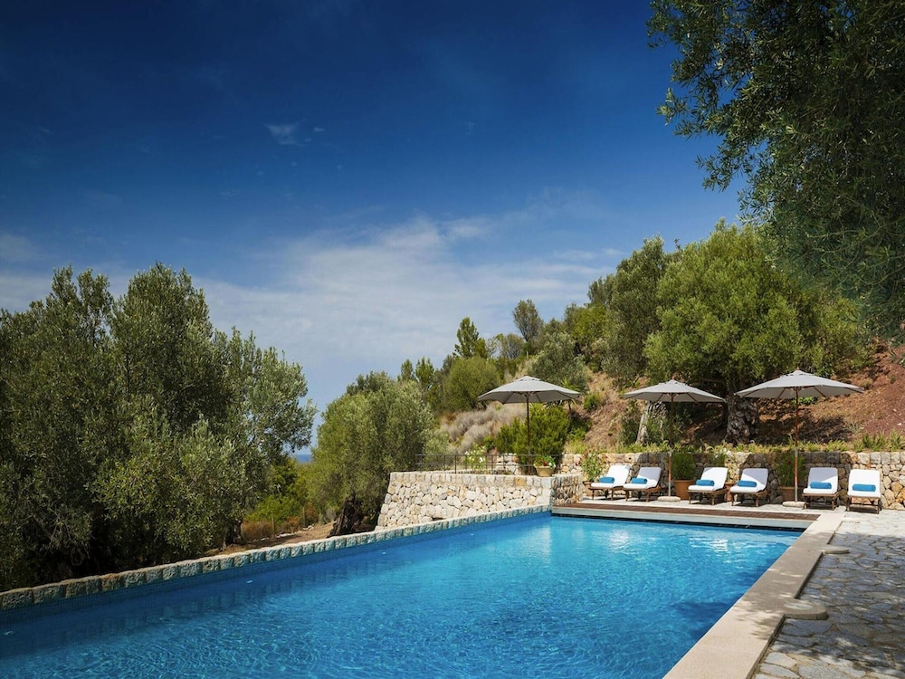 Holiday Home With Spacious Lounge Area