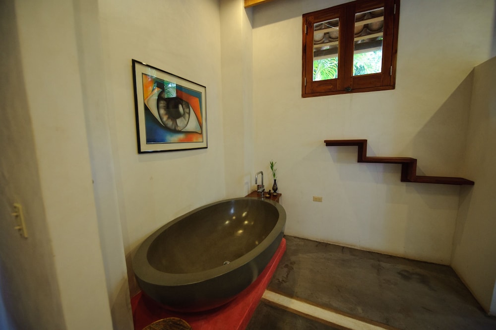 Photo 32