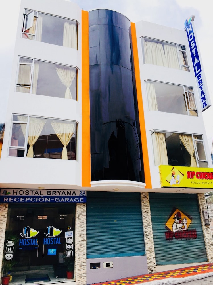 Hotel Hostal Bryana - Image 1