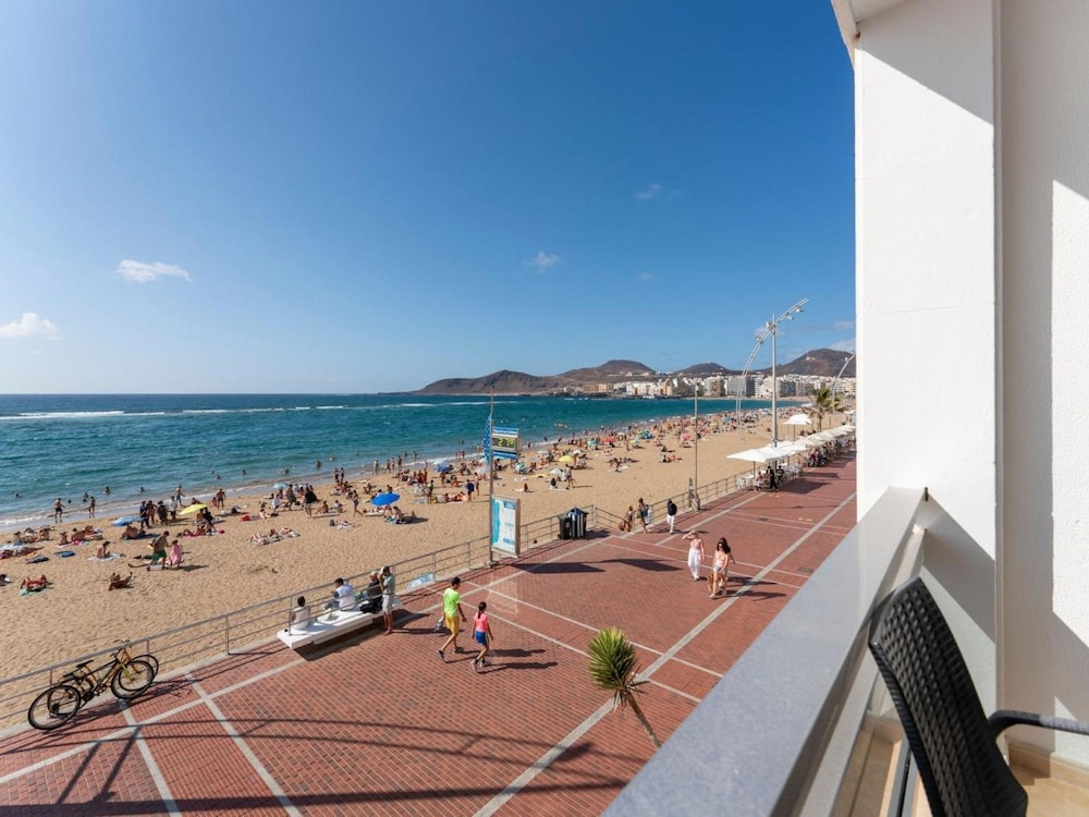 Loft on Las Canteras Beach Terrace sea Views Wifi