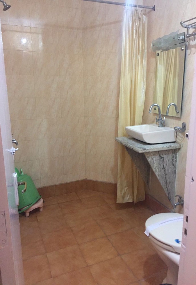 ADB Rooms Hotel India International Dx