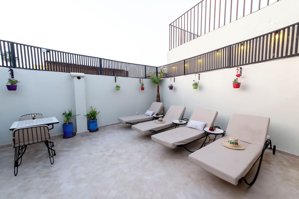 riad dar yousra