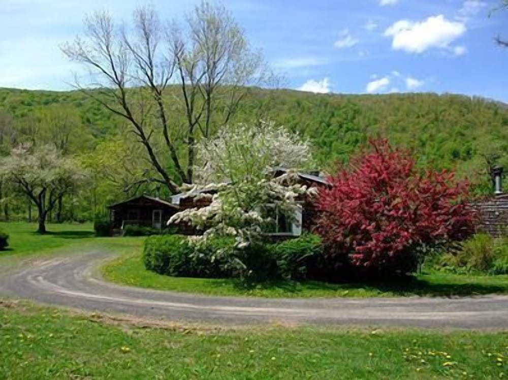 Cold Spring Lodge