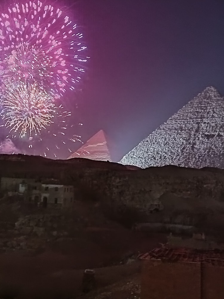 Great Pyramid View Inn