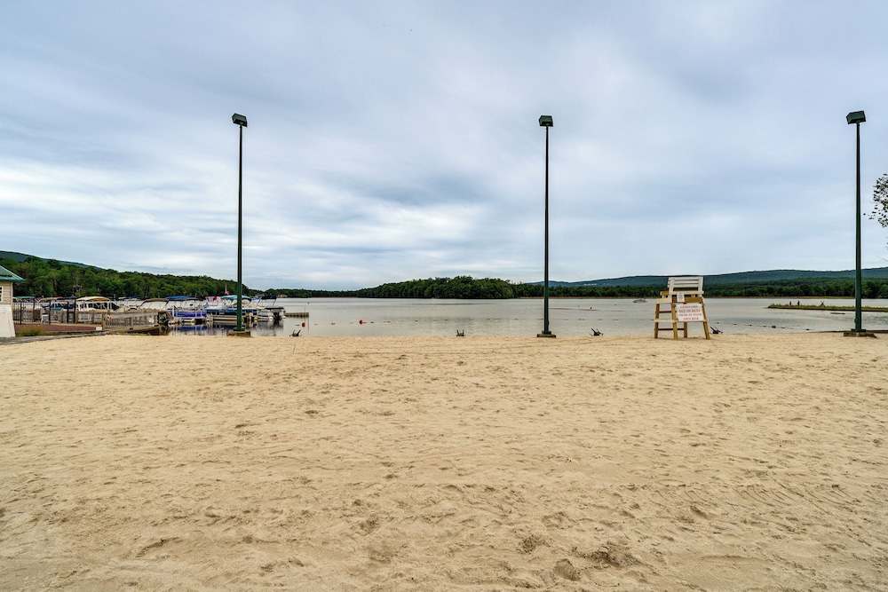Dock & Hot Tub: Scenic Beech Mountain Lakes Gem!