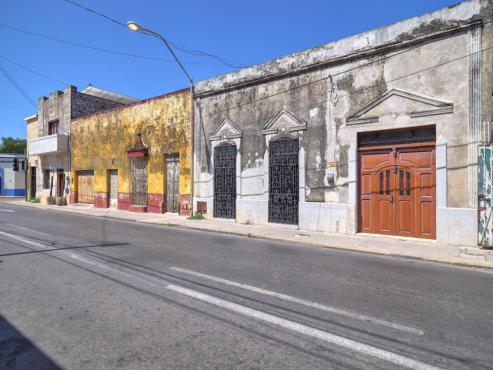 Casa Arabe - Yucatan Home Rentals view 4