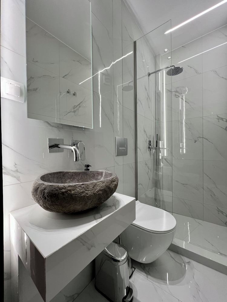 Acropolis View Deluxe Penthouse & Luxury Apartments