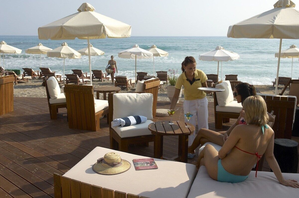 Theseus Village 2 Bed Apartment With Enviable Position On Communal Pool