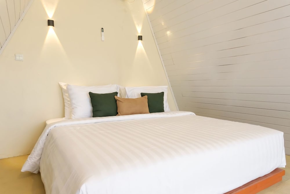 Calma Resort Megamendung