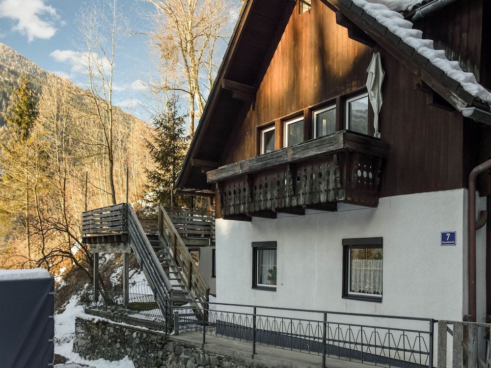 Apartment Feld am See Near Ski Slopes