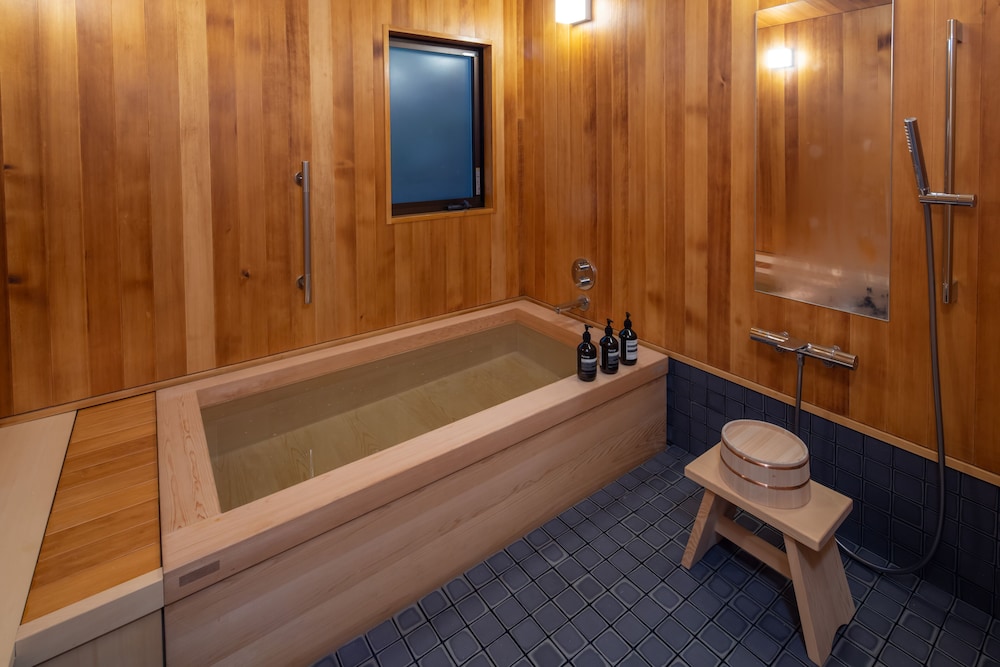 Tsukihitei Ryokan