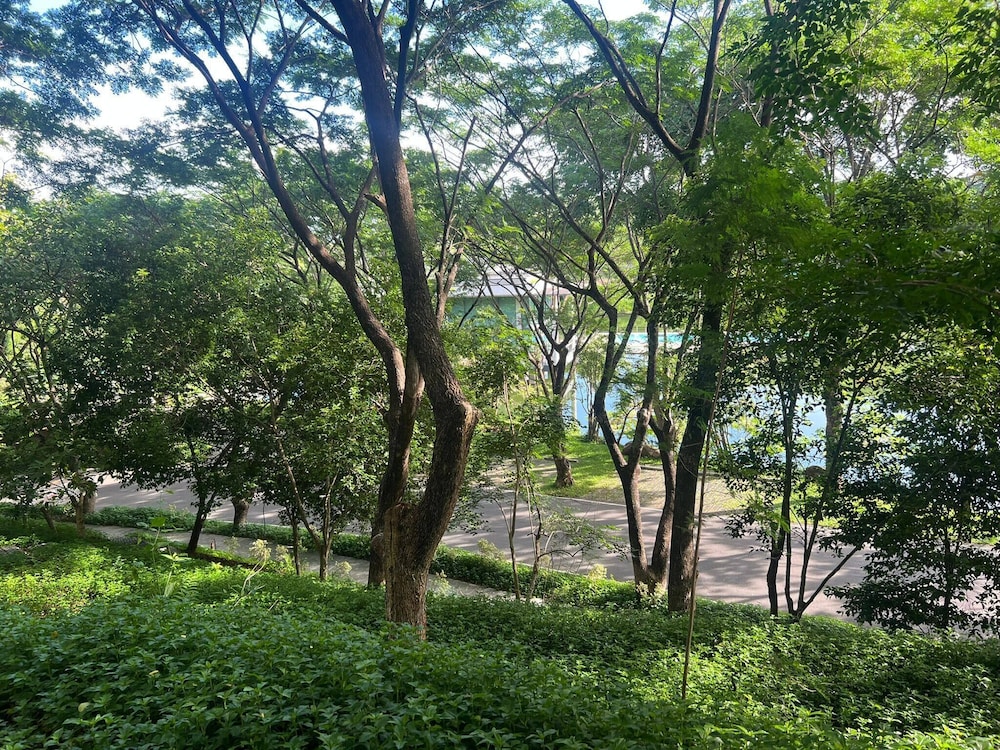 Intercontinental Khao Yai Residence - 100 SQM 2 Bedrooms and 2 Bathrooms