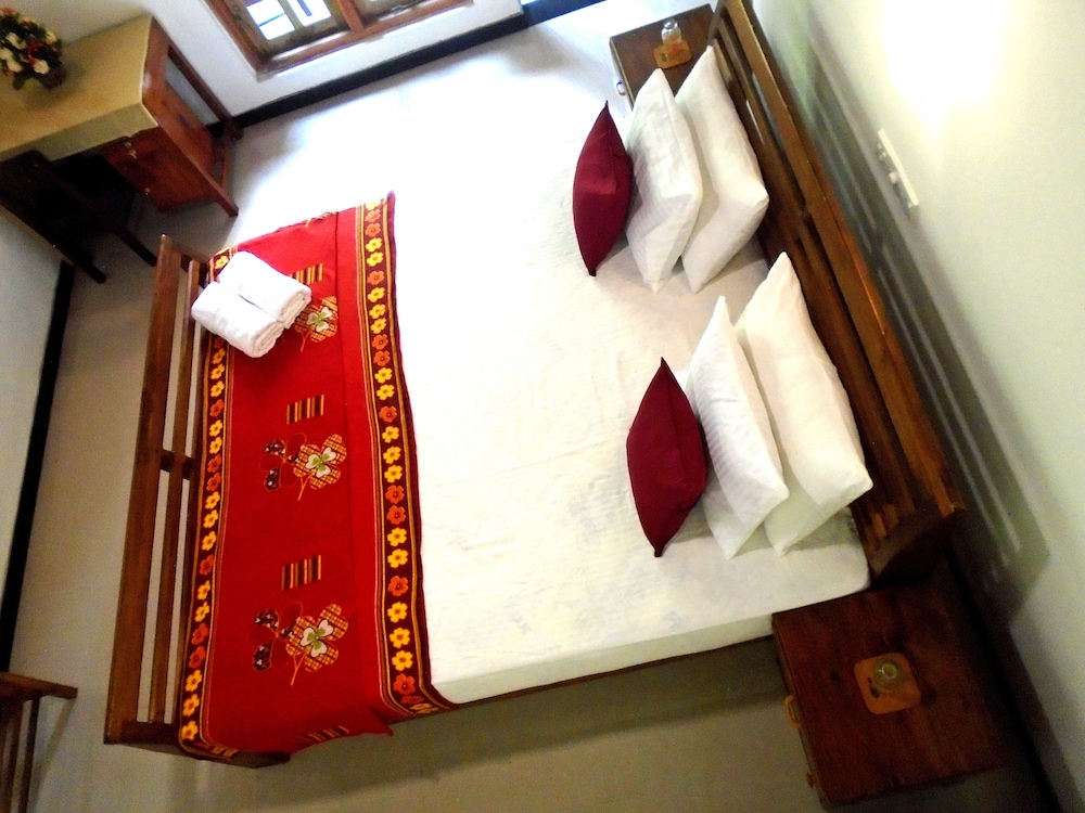 Bee Line Home Stay view 3
