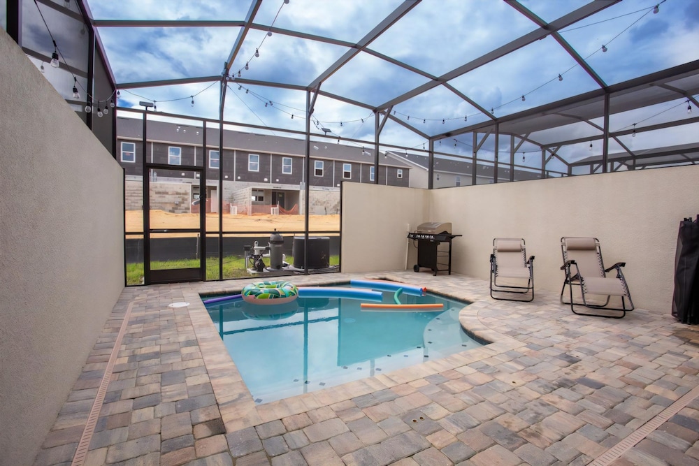Magic Kingdom House- Brand Luxury Pool Home