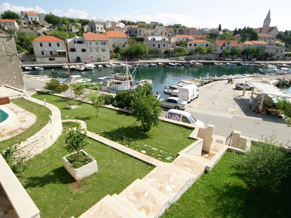 Villa in Sumartin Near Beach & Private Pool view 4