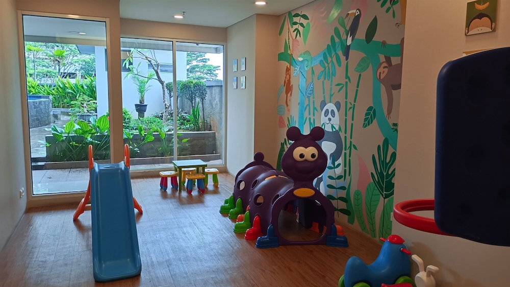 Combined and Spacious 1BR Apartment at Parkland Avenue
