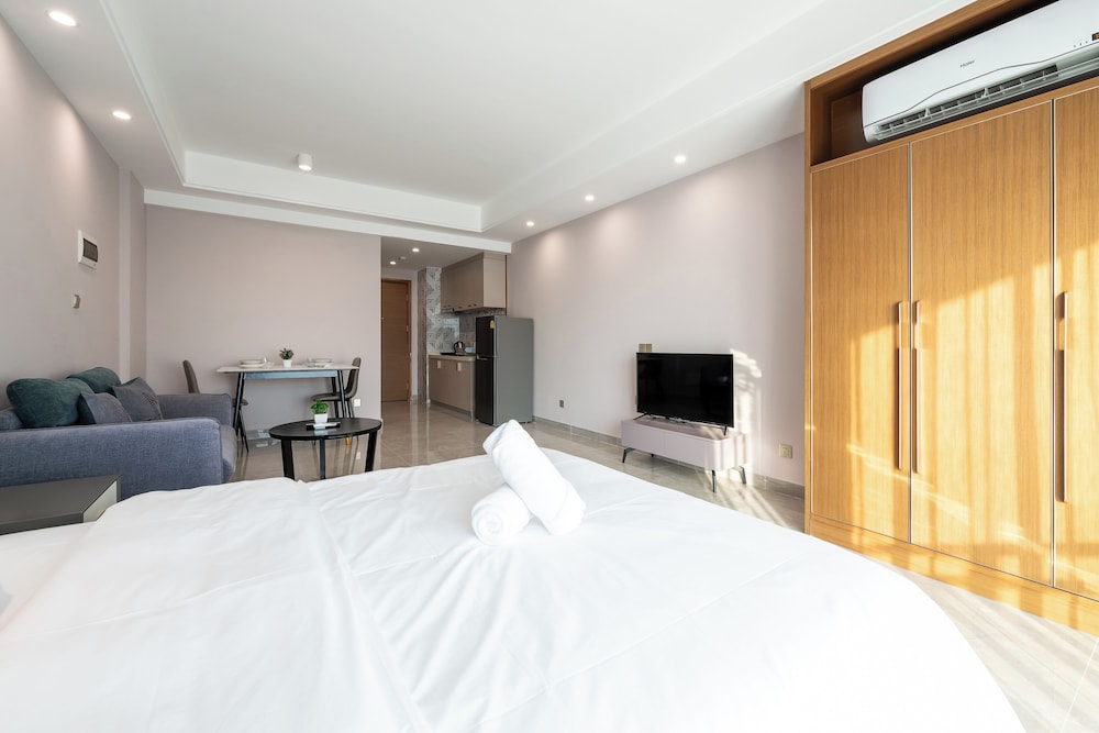 TK Star Condo by Soben Homes view 3