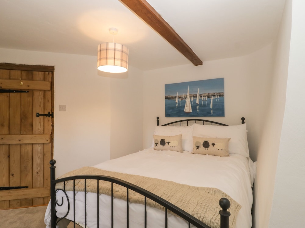 Under Acre Cottage