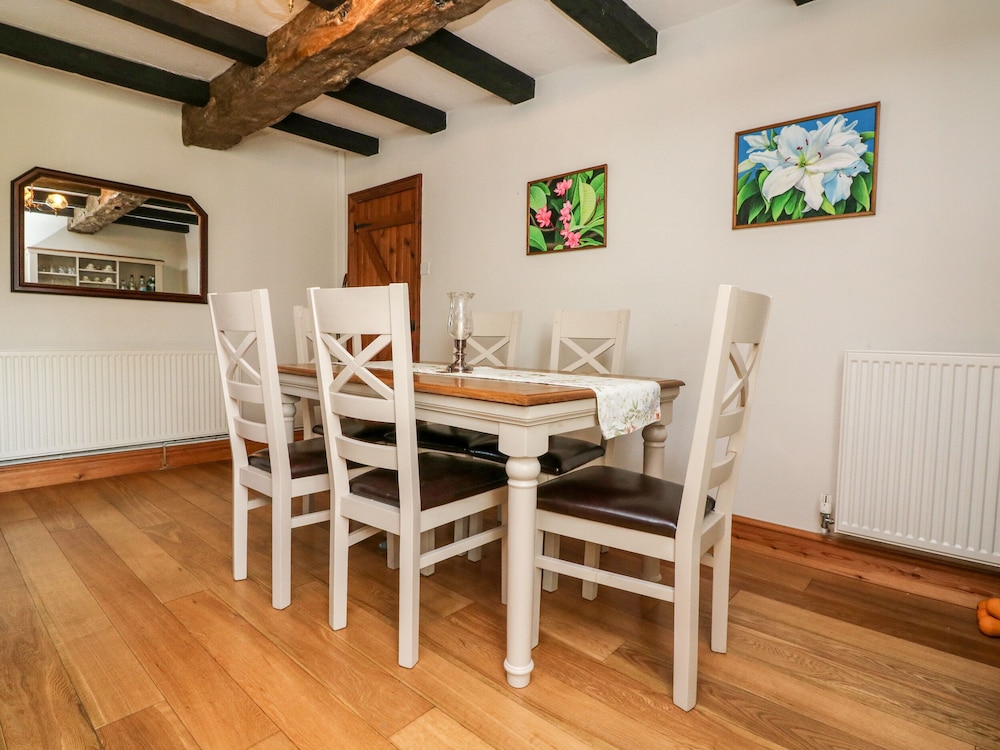 Home Farm Cottage