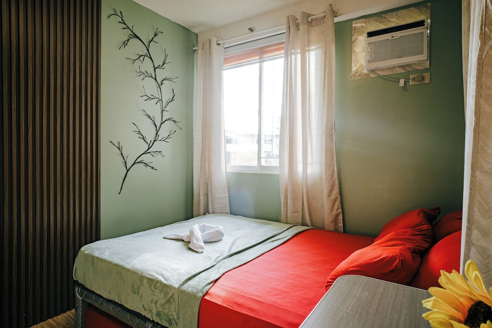 🌿 Stylish & Serene Stay in Davao City 🌿