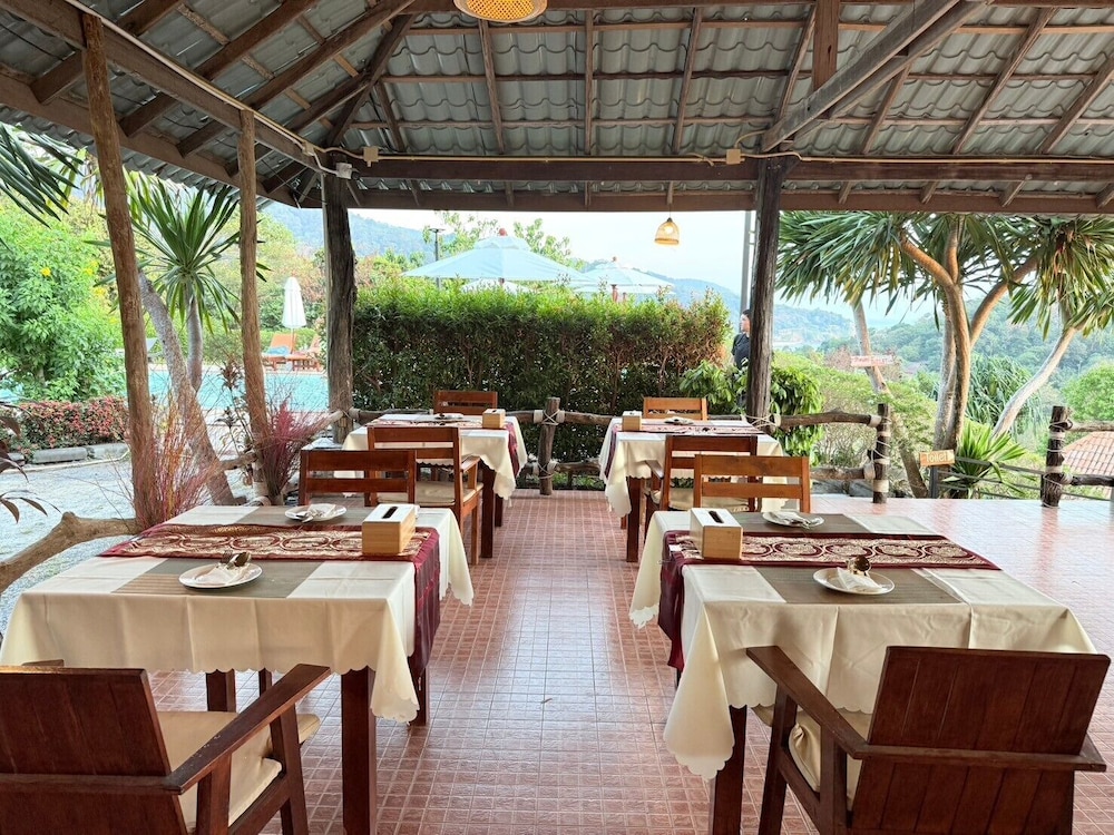 Phumala Lanta Seaview Resort