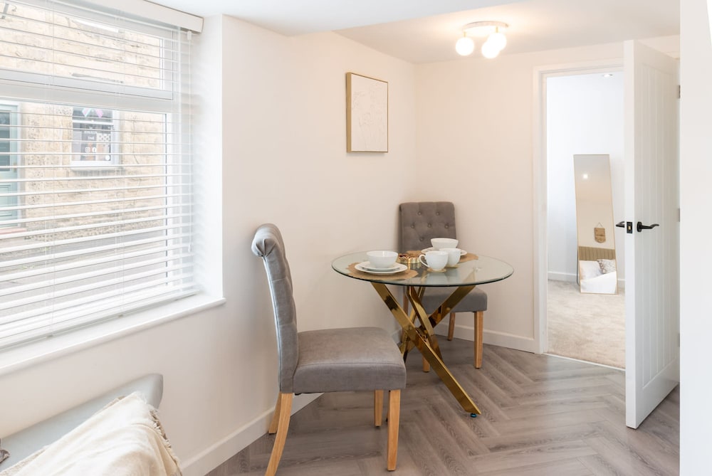 Host Stay Eccles Hideaway, photo 15