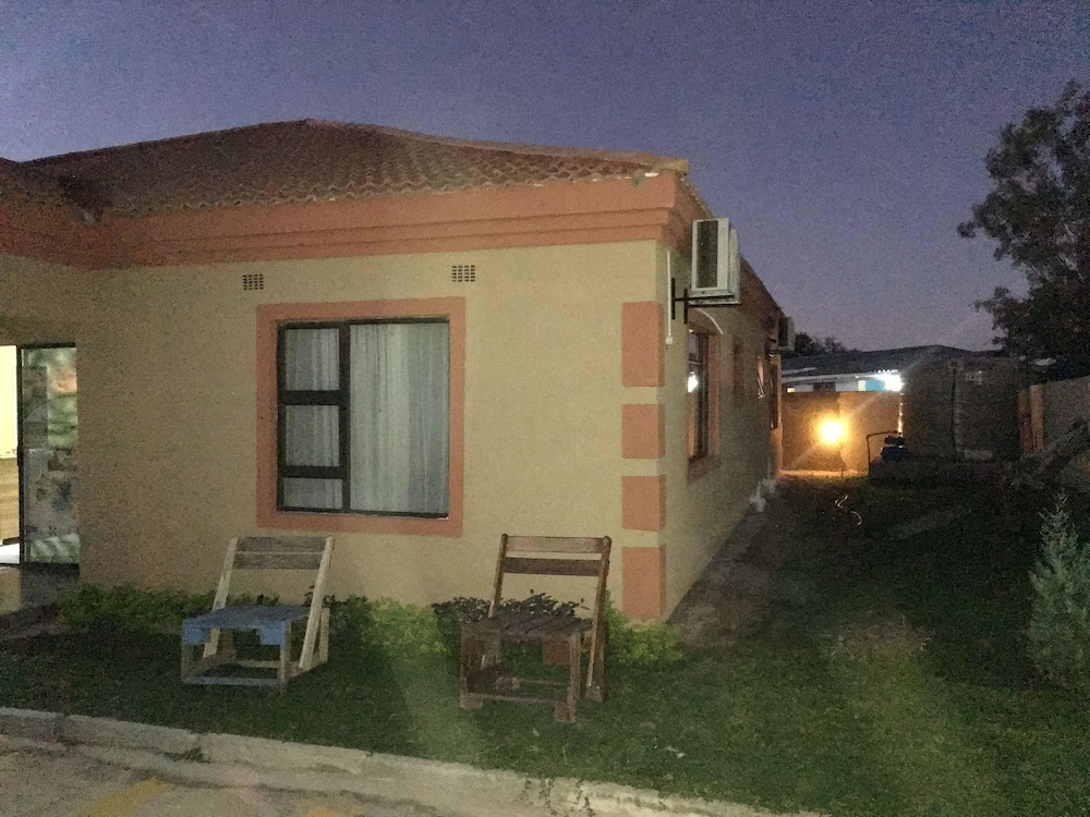 Photo 25