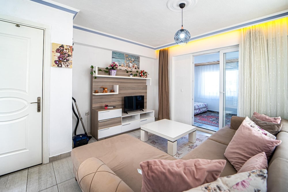 Fully Furnished Flat With Garden in Fethiye view 2