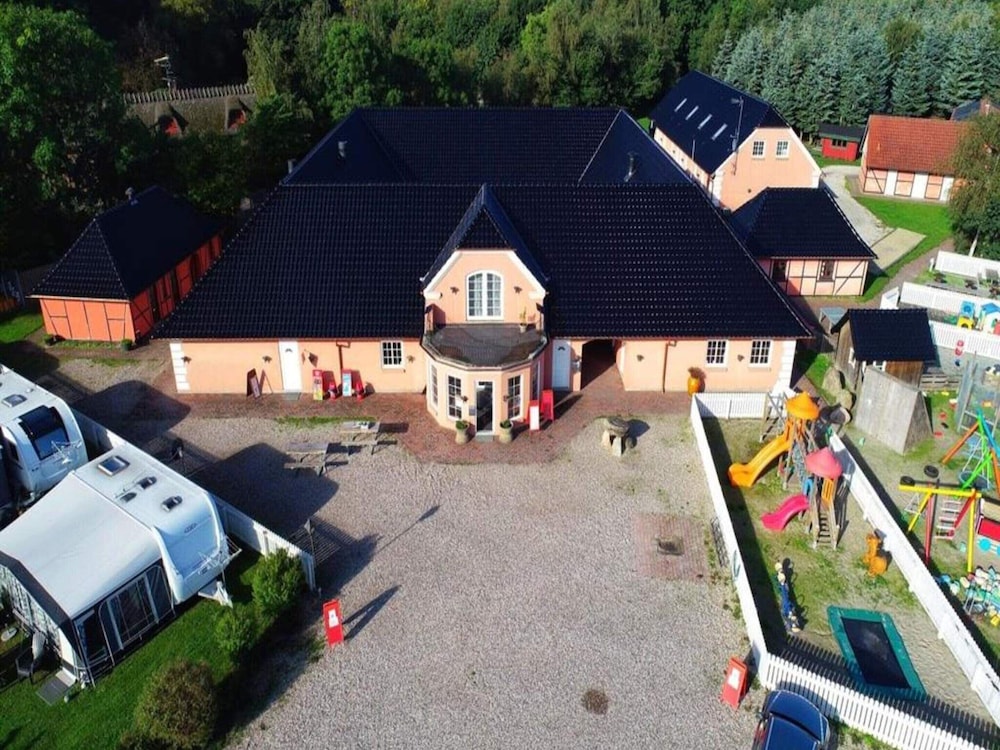 Amazing Holiday Home With Terrace