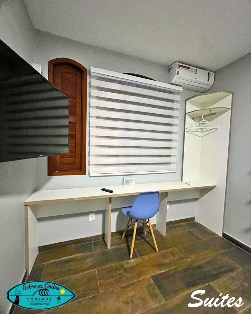 POUSADA SOBRE AS ONDAS