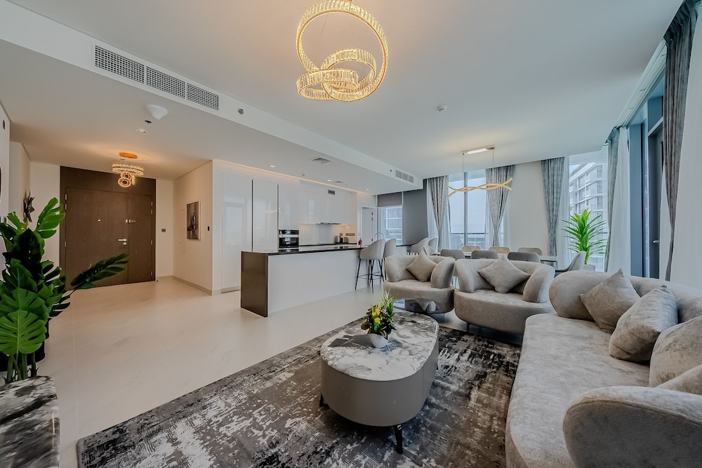 Residence 11 203 in Dubai