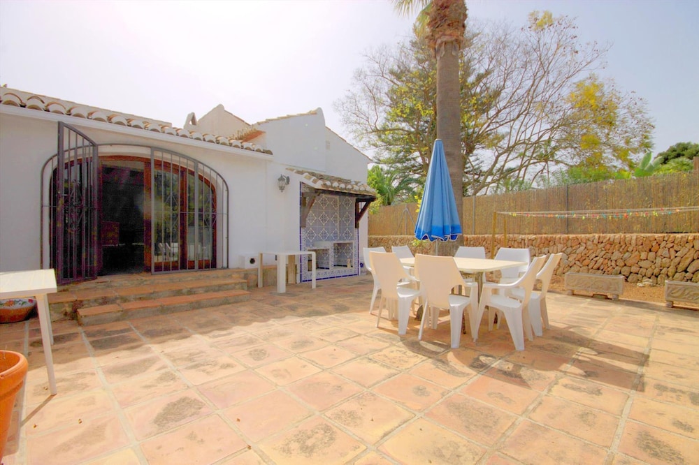 Rosal in El Tosalet With 5 Bedrooms and 3 Bathrooms view 5